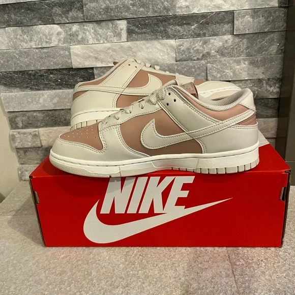 New!! Nike dunk low women's sneakers - Picture 5 of 11